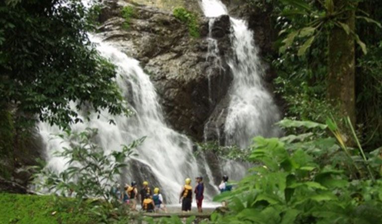 Kostarika - Arenal - Balsa river - vodopady